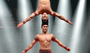 Ban giám khảo 'Britain's Got Talent' sửng sốt với màn thi của Quốc Cơ, Quốc Nghiệp