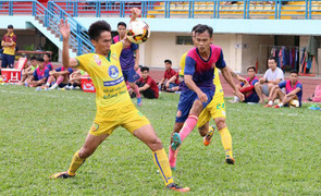 Cựu cầu thủ HAGL bị sa thải hụt ghi bàn cho đội bóng bầu Đại