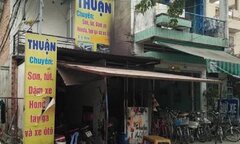 Hàng chục côn đồ ném bom xăng, truy sát chủ tiệm trong đêm: 'Hành vi dã man, suy đồi đạo đức'