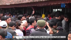 Choáng váng số lượng ấn được phát ra ngày đầu khai ấn đền Trần