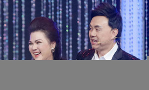 Chí Tài nhận quà kỉ niệm 35 năm ngày cưới đặc biệt từ vợ