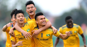 Thị uy ở AFC Cup, SLNA khiến đội bóng Indonesia e sợ