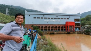 Chiến sỹ công an hy sinh cứu người: Biết thủy điện xả lũ, tài xế vẫn cố tình lái xe đi qua