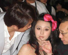 Hoa đán hầu rượu đại gia: Vết nhơ gột không sạch