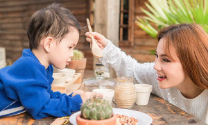 Sau hôn nhân đổ vỡ, Thu Thủy hạnh phúc bên ‘chàng trai’ của mình ngày 8/3