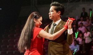 Ngọc Sơn tình tứ khiêu vũ cùng Như Quỳnh