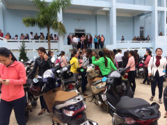 Tạm dừng chấm dứt hợp đồng với hàng trăm giáo viên Đắk Lắk