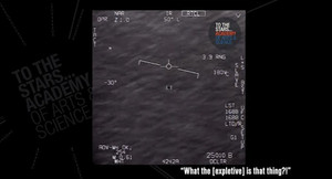 Mỹ tiết lộ video chiến cơ chạm trán vật thể bay nghi của người ngoài hành tinh