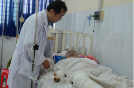 Nổ hầm cầu ở Bình Dương: Nạn nhân bỏng nặng nhất qua đời