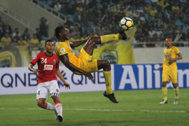 Bùi Tiến Dũng giữ sạch lưới, FLC Thanh Hóa tuyên bố không bỏ AFC Cup
