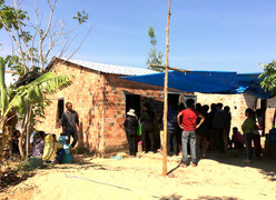 Dùng mìn tự chế đánh cá, 2 nam thanh niên thương vong