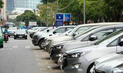 TP.HCM chính thức tăng phí đỗ ô tô dưới lòng đường