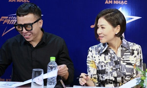 Thu Minh xinh đẹp bên Hoàng Touliver hào hứng tìm kiếm tài năng trẻ