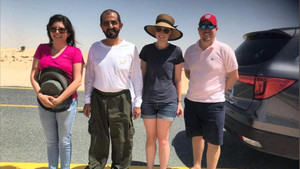 Quốc vương Dubai giải cứu nhóm du khách gặp nạn giữa sa mạc