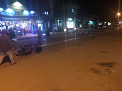 Xe máy phóng bạt mạng gây tai nạn, nam thanh niên trọng thương