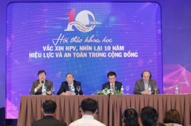 Quẳng gánh lo ung thư cổ tử cung vì đã có vắc xin HPV