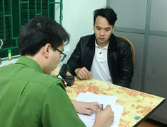 Mâu thuẫn với chủ quán, nam thanh niên phóng hỏa đốt nhà hàng