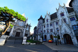 Giải mã ẩn số về sự phát triển ngoạn mục của du lịch Đà Nẵng