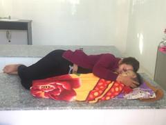 Bé 24 tháng tuổi sặc cháo chết tại nhà giữ trẻ ở Bình Định