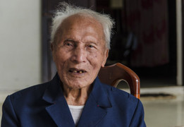 Ngạc nhiên về người Bồ Lô ở Việt Nam: Lưng còng, cổ rụt, chân ngắn, tay dài...