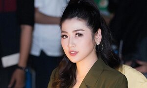 Á hậu Tú Anh khoe vẻ cá tính khác lạ khi ngồi 'ghế nóng'