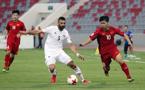 Dừng hình màn đấu tuyệt vời của tuyển Việt Nam trước Jordan