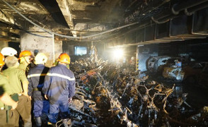 Sau thảm họa Carina TP.HCM, người cuống cuồng phòng cháy, kẻ dửng dưng