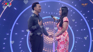 Video: Màn đối đáp cực hài hước của Thành Trung - Ốc Thanh Vân bằng loạt ca khúc hit