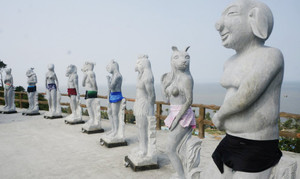 Dừng tham quan tượng 12 con giáp 'khỏa thân' ở Hải Phòng