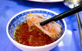 Người Việt ăn mặn dễ chết sớm