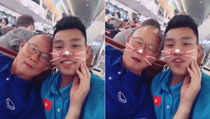 Clip: Văn Thanh dạy thầy Park nói tiếng Việt 'Thanh à, con đẹp trai lắm'