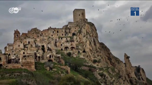 Bí ẩn hàng nghìn ngôi làng 'chết' ở Italy