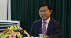 Có cần nợ bầu Tú một lời xin lỗi?