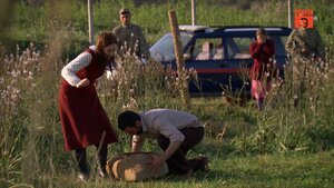 Cô dâu bé bỏng tập 84: Melek được cầu hôn ngay trên bãi mìn