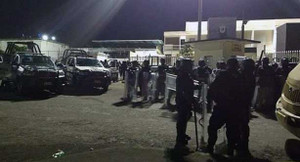 Mexico: Tù nhân khống chế, phóng hỏa chết 6 cảnh sát