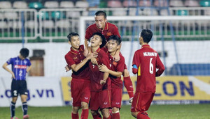 HLV Hoàng Anh Tuấn 'thay máu' U19 Việt Nam, gọi lại Tony Lê Tuấn Anh