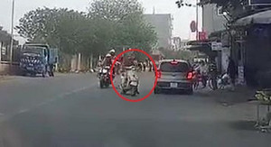 Clip: Nữ 'ninja' sang đường suýt gây họa cho đoàn đua xe đạp