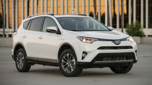 RAV4 - 'con át' chiến lược mới của Toyota, giá bán 1,4 tỷ đồng?