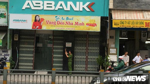 Bắt băng nhóm dùng súng giả cướp ngân hàng An Bình ở Sài Gòn