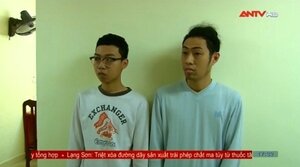 Chủ quán bar ế ẩm cho nhân viên bán cần sa để hút khách