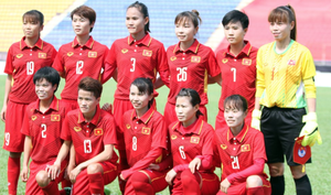 HLV Mai Đức Chung: 'Bóng đá nữ Việt Nam còn non trẻ lắm'