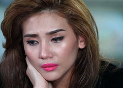 Siêu mẫu Võ Hoàng Yến tố cáo đích danh Á khôi đe dọa hành hung