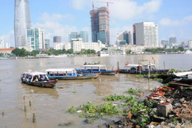 Mô hình điện gió – xử lý nước thải của nhóm sinh viên ĐH kiến trúc TP.HCM