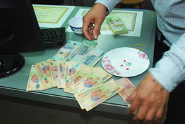 Đột kích sòng bạc ở Thanh Hóa, bắt quả tang 24 con bạc đang sát phạt