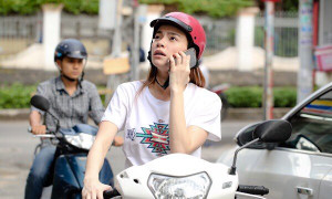 Fan cười ngất với kiểu tạo dáng 'hai lúa' của Hồ Ngọc Hà