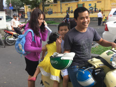 Cô giáo đánh trẻ mầm non, hỏi các bé 'thú hay người' là giáo viên dạy giỏi cấp quận