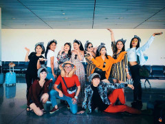 Mặc Trường Giang lủi thủi hậu scandal, Nhã Phương vui vẻ đi du lịch cùng 'trai lạ'