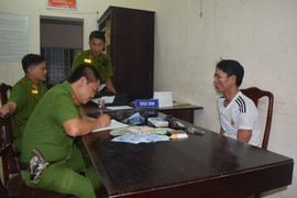 Tóm gọn tên trộm có 6 tiền án vẫn hành nghề ở phố Tây