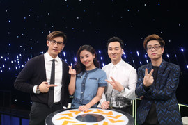 Phản ứng bất ngờ của Văn Mai Hương khi được Nhan Phúc Vinh tỏ tình