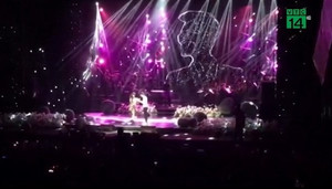 Video: Hà Anh Tuấn giúp chàng trai cầu hôn bạn gái trước 2000 người